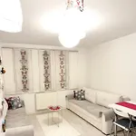 Apartman Kinder 아파트 *